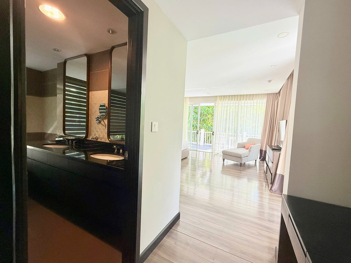 Ocean Access Villa