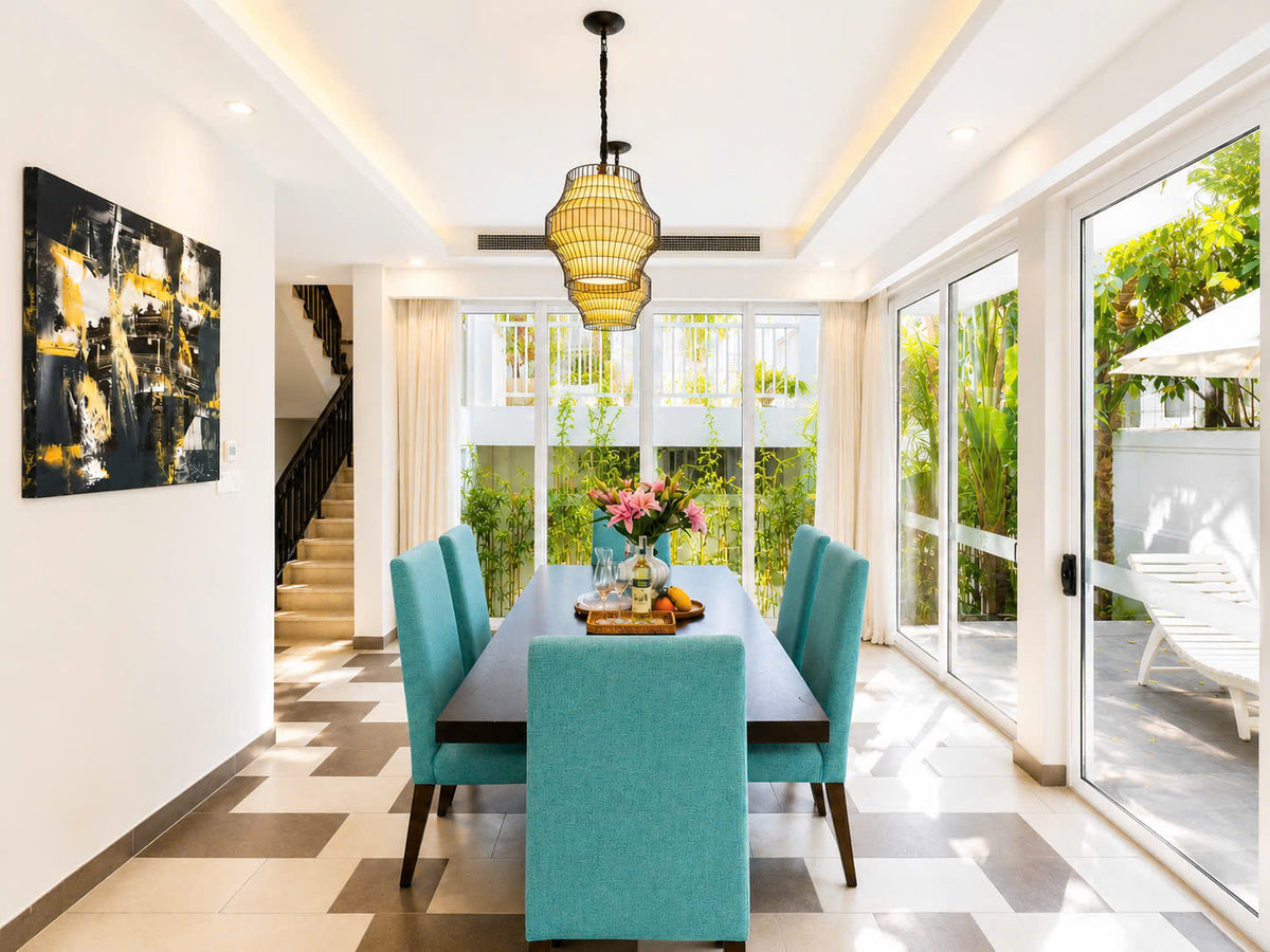 Special 5 bedroom Villa