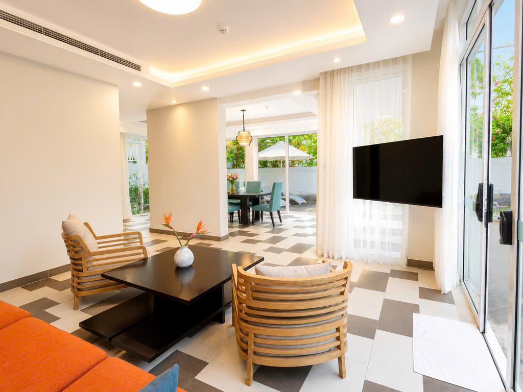 Special 5 bedroom Villa