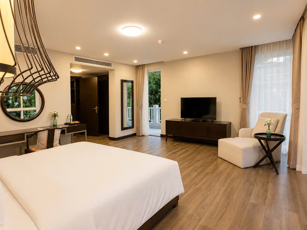 Special 5 bedroom Villa